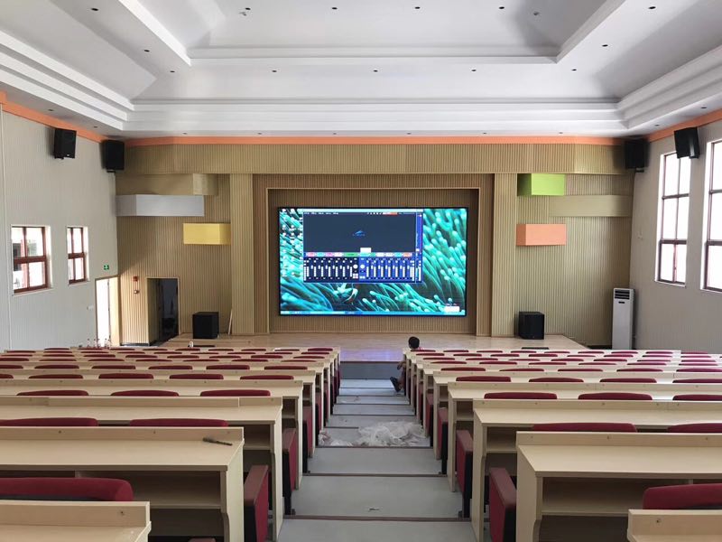 成都工业学院